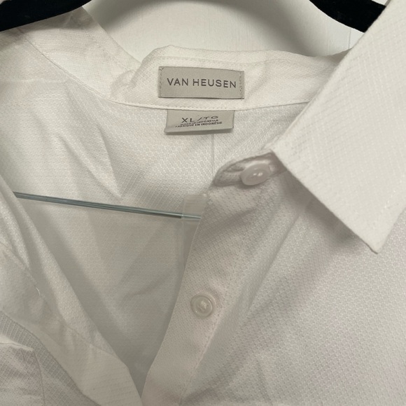 Van Heusen White Blouse XL NWT - Picture 3 of 4